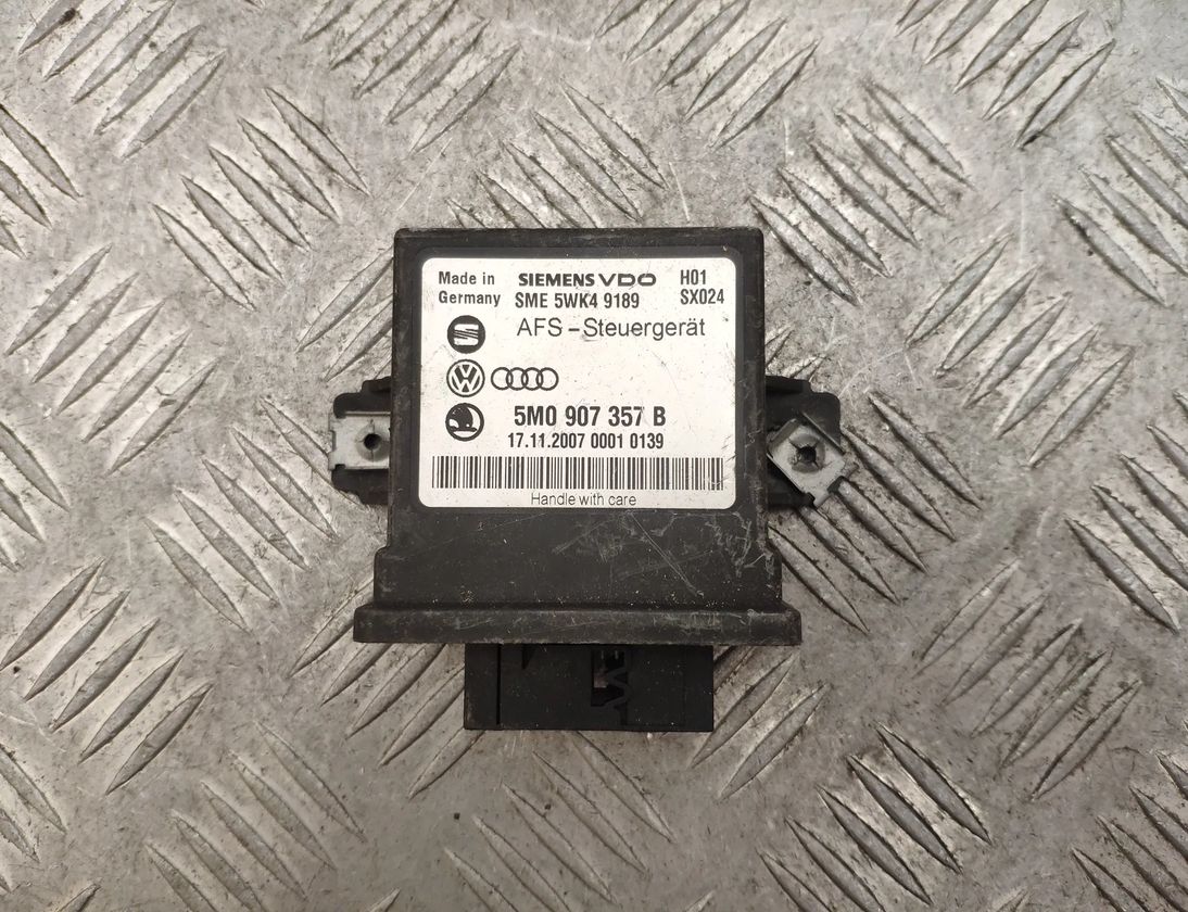 VOLKSWAGEN Tiguan 1 generation (2007-2017) Headlight Control Unit 5M0907357B 20435639