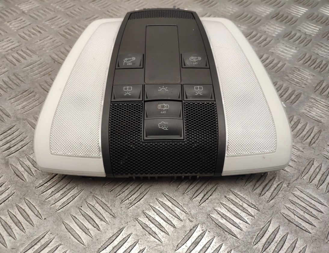 MERCEDES-BENZ C-Class W204/S204/C204 (2004-2015) Salona apgaismojums A2049063002,A0009055200 21357087