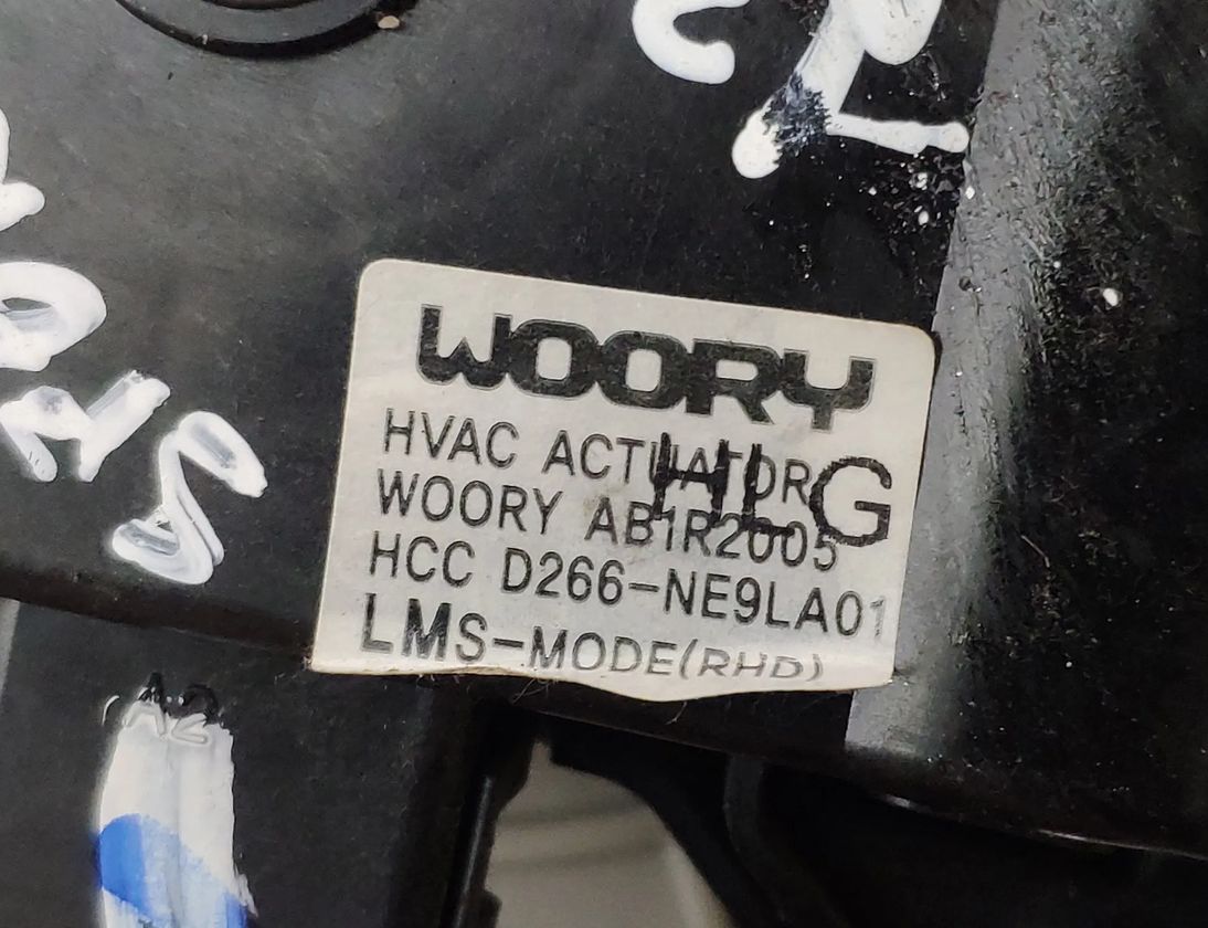 KIA Sportage 3 generation (2010-2015) Air flap motor AB1R2005,RHD 22297768