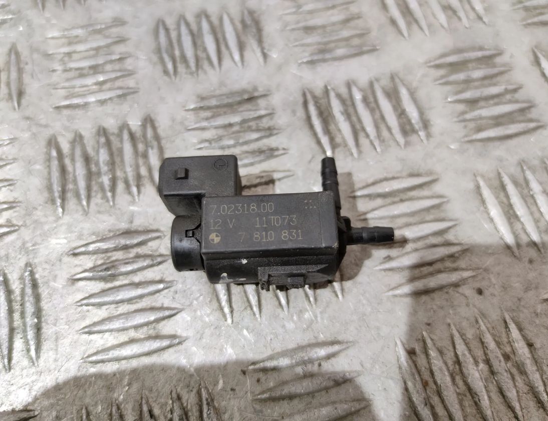 BMW 5 Series Gran Turismo F07 (2010-2017) Solenoīda vārsts 70231800 23976950