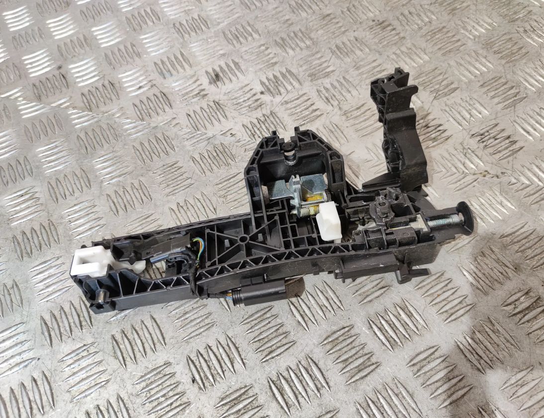 MERCEDES-BENZ GLE W166 (2015-2018) Front Left Door Interior Handle Frame A2047602534 24509680