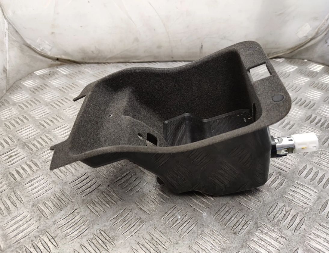 PORSCHE Cayenne 958 (2010-2018) Cimdu nodalījums 7P5857232,7P5863301 24678487