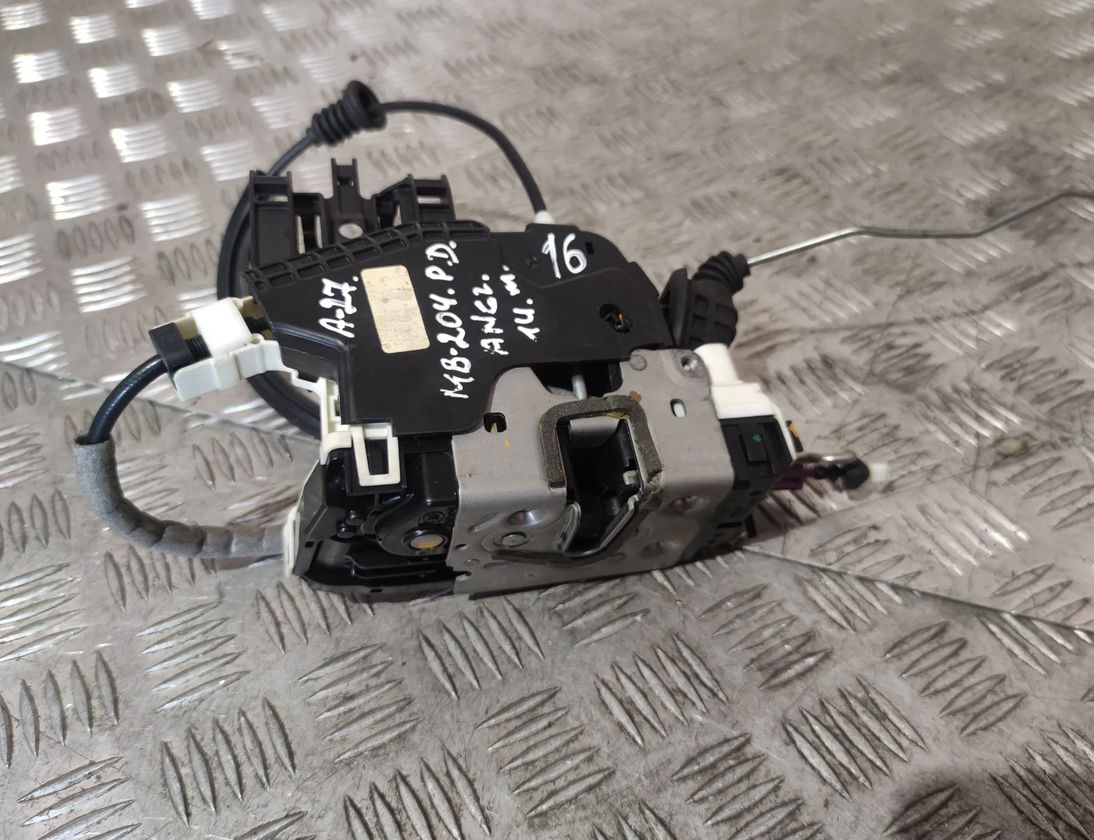 MERCEDES-BENZ C-Class W204/S204/C204 (2004-2015) Замок двери передний правый A0997200635 25094613