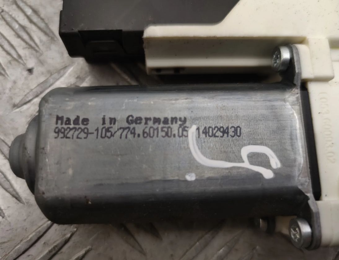 VOLKSWAGEN Passat B8 (2014-2023) Front Left Door Window Regulator Motor 1K0959701AC,1K0959793N 27275100