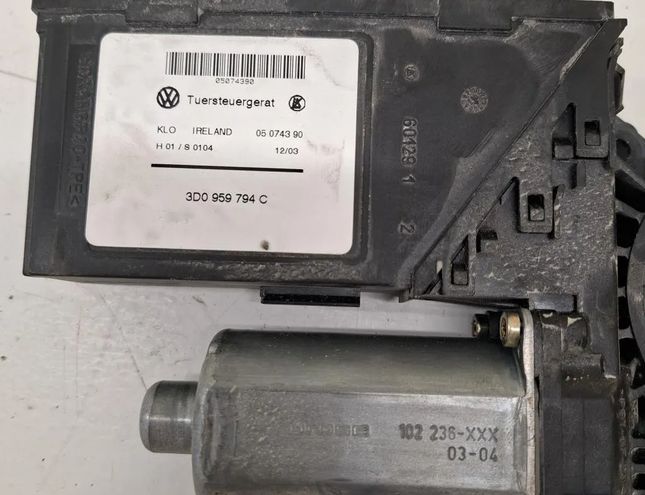 PORSCHE Cayenne 955 (2002-2010) Rear Right Door Window Control Motor 3D0959794C 30440132