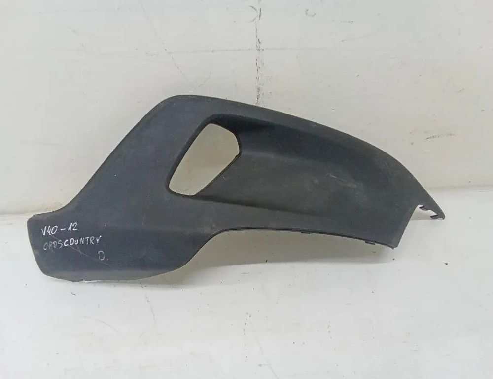 VOLVO V40 2 generation (2012-2020) Front Bumper Right Corner 31353342 31647828