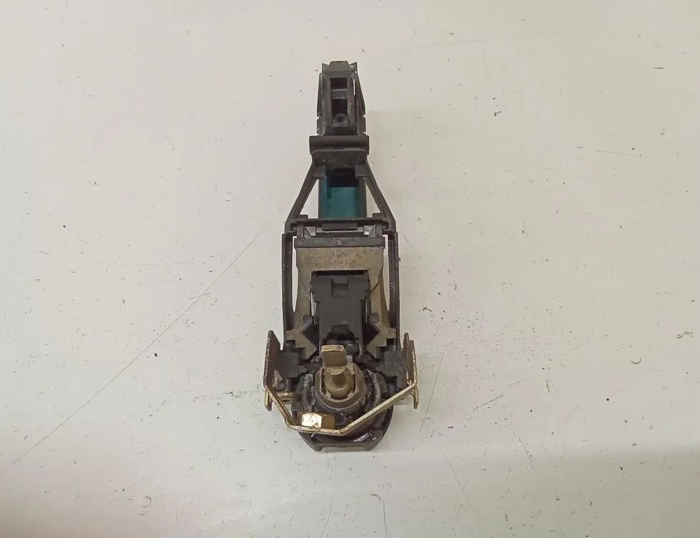 VOLKSWAGEN Passat B5 (1996-2005) Front Right Door Exterior Handle 3B0837885 32823280