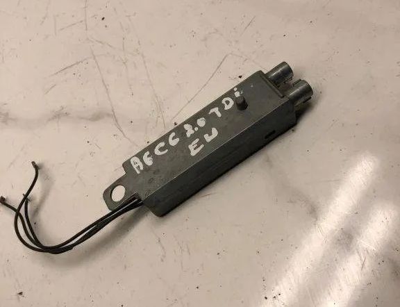 AUDI A6 C6/4F (2004-2011) Антенный модуль 4F9035225A,137092 32208724