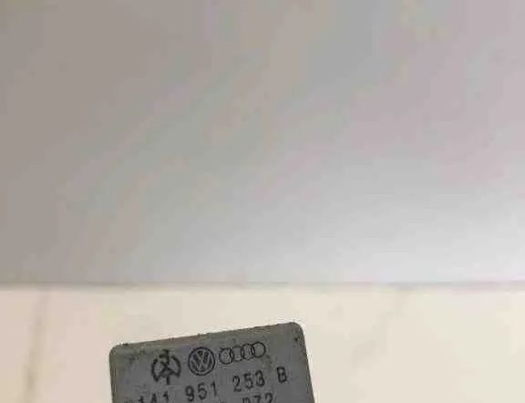 AUDI A5 8T (2007-2016) Relejs 6238640,6555VP,A0025427219,20240072,6555HJ,A0025428019,141951253B,9673062180,141951253A,4H0951253A,A0025421319 32605818