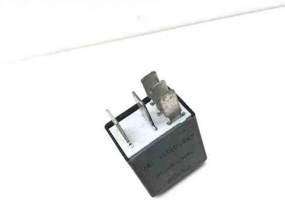 AUDI A6 C6/4F (2004-2011) Relays 7M0951253C,4H0951253,6555HJ,8Z0951253,A0045452905,9673062180,A0035420219,4H0951253C 32606012