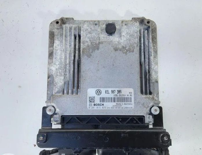 VOLKSWAGEN Passat B6 (2005-2010) Motora vadības bloks 03L907309 31058218