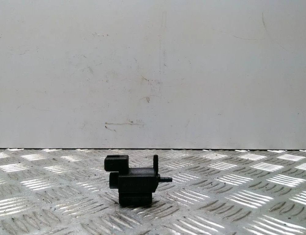 VOLKSWAGEN Golf 4 generation (1997-2006) Вакуумный клапан 037906283A 28411004