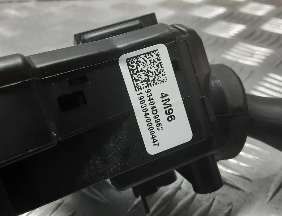 KIA Sportage 4 generation (2016-2022) Подрулевой переключатель 93404D9962 28412824