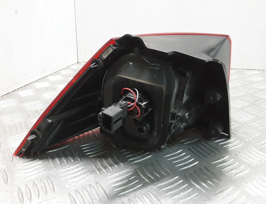 VOLKSWAGEN Golf 7 generation (2012-2024) Rear Right Taillight Lamp 5G0945096M 28416686