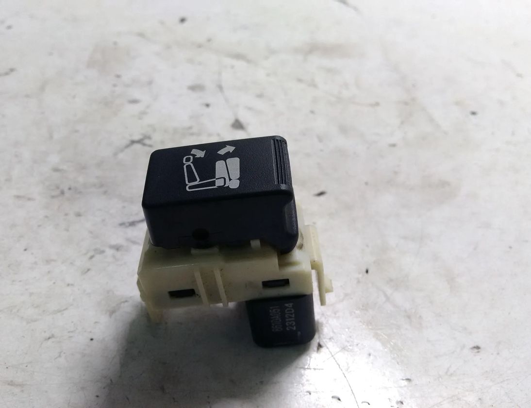 CITROËN C-Crosser 1 generation (2007-2013) Right Seat Control Buttons 8610A051 28422741