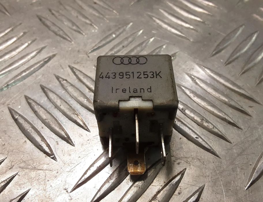 AUDI A6 C6/4F (2004-2011) Relays 443951253K 29894277