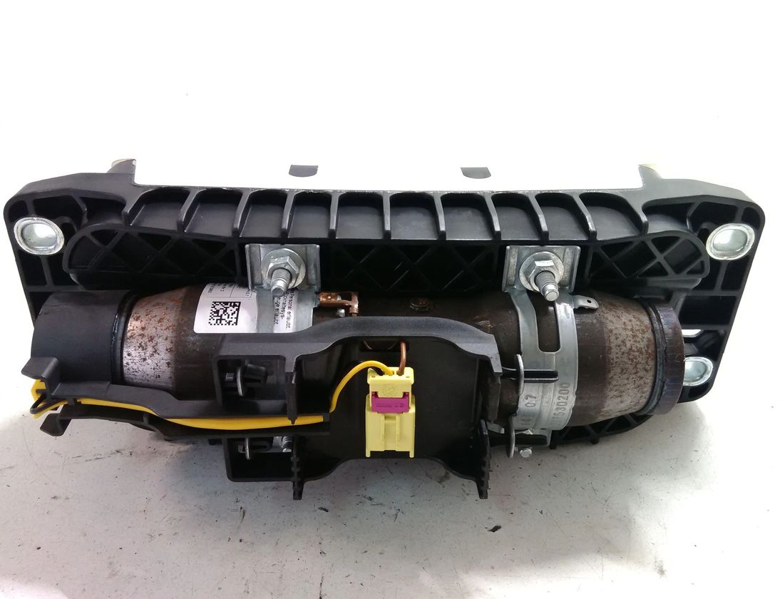 VOLKSWAGEN Golf Plus 1 generation (2004-2009) Dashboard Airbag SRS 1K0880204L 30007503