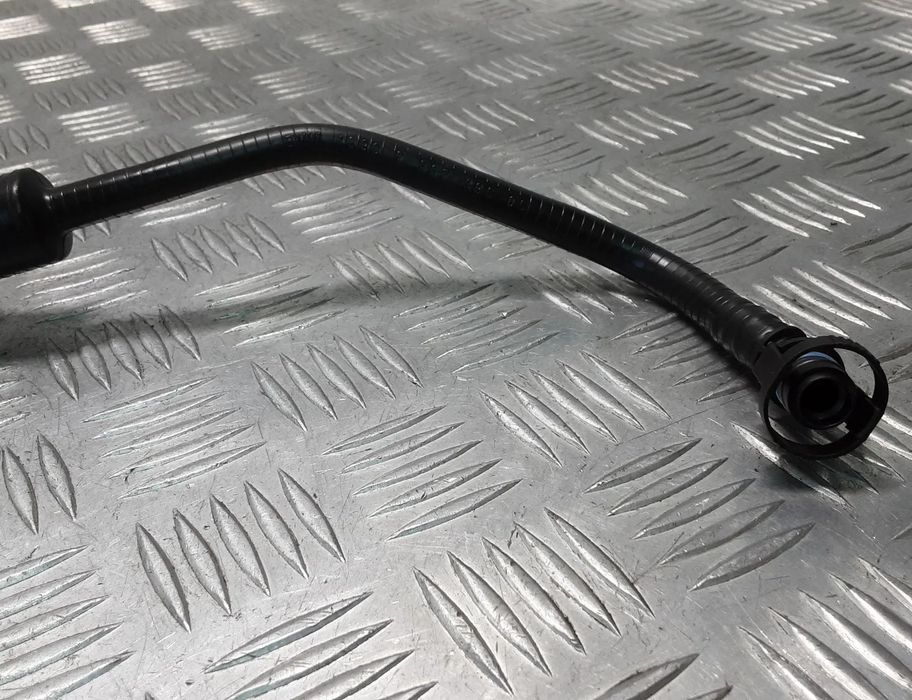 BMW 7 Series F01/F02 (2008-2015) Breather hose 7567396 30085932