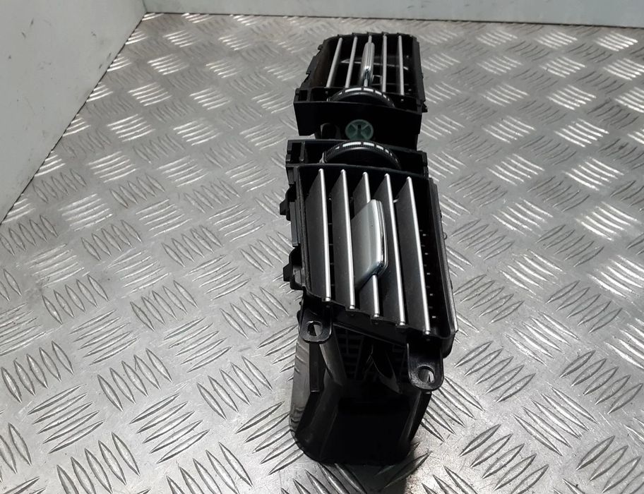 MERCEDES-BENZ E-Class W211/S211 (2002-2009) Вентиляционные отверстия центральной консоли A2128302554 30097865