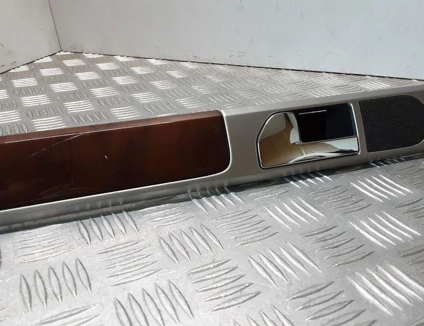 VOLKSWAGEN Touareg 1 generation (2002-2010) Kreisais aizmugurējais iekšējais atvēršanas rokturis 7L6867459 30759402