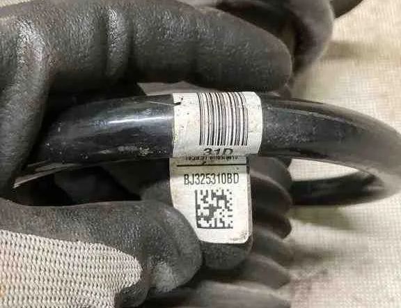 LAND ROVER Range Rover Evoque L538 (1 gen) (2011-2020) Амортизатор передний правый BJ325310BD,BJ3218045AD 32472760