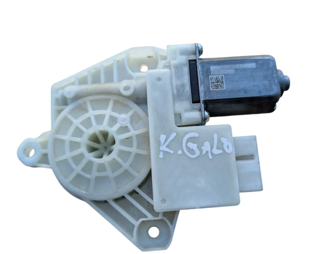 VOLKSWAGEN Passat B8 (2014-2023) Aizmugurējo kreiso durvju loga pacēlāja motorīts 5Q4959812H 31390196