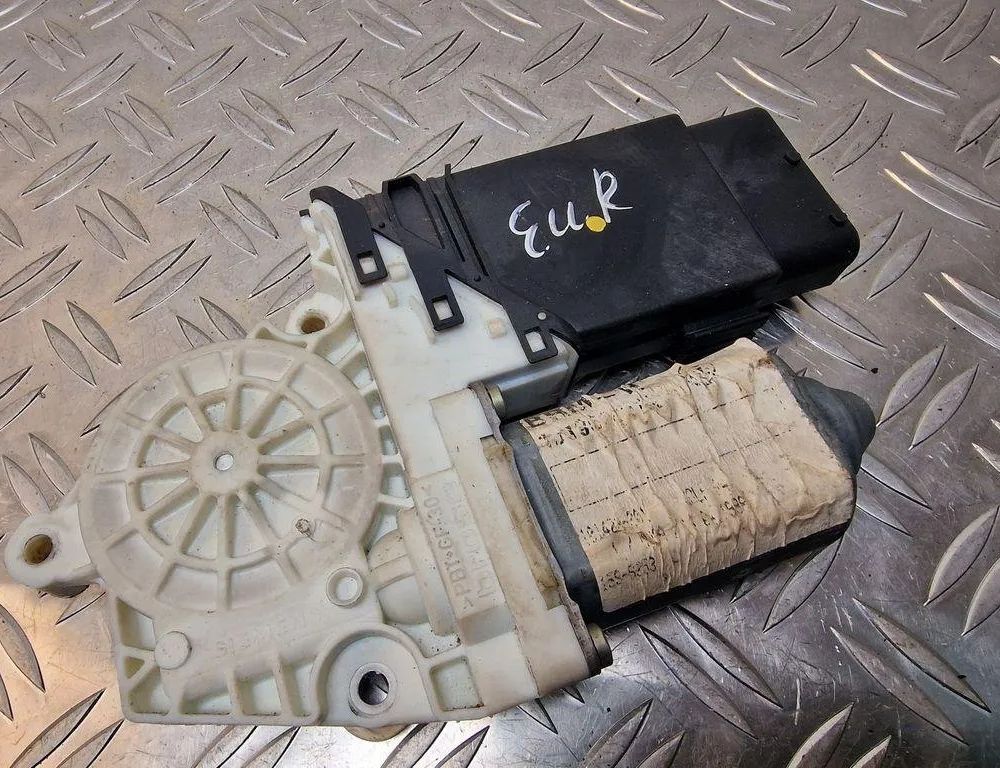 VOLKSWAGEN Golf 7 generation (2012-2024) Front Left Door Window Regulator Motor 1J2959801D,9776101430202 31237184