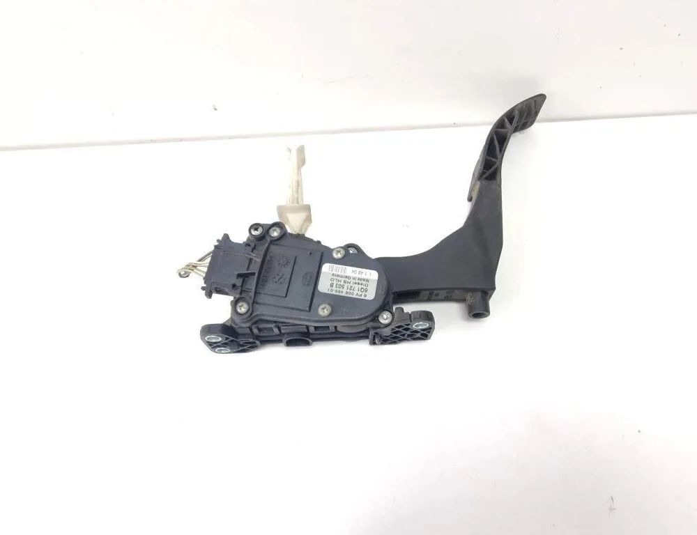 VOLKSWAGEN Variant VII TDI (2014-2024) Akseleratora / gāzes pedālis 6Q1721503B 31237597