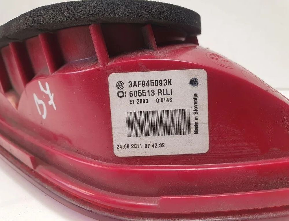 VOLKSWAGEN Passat B6 (2005-2010) Фонарь крышки багажника левый 3AE945093K 31237832