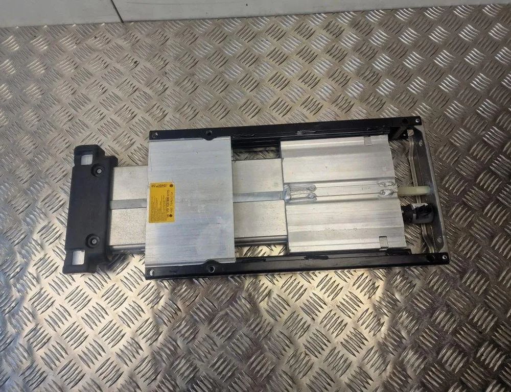 VOLKSWAGEN Eos 1 generation (2006-2020) Citas virsbūves detaļas 1Q0880077D 31237878