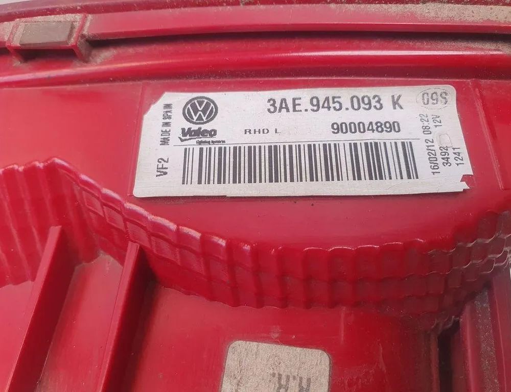 VOLKSWAGEN Passat B6 (2005-2010) Left Side Tailgate Taillight 3AE945093K 31238250
