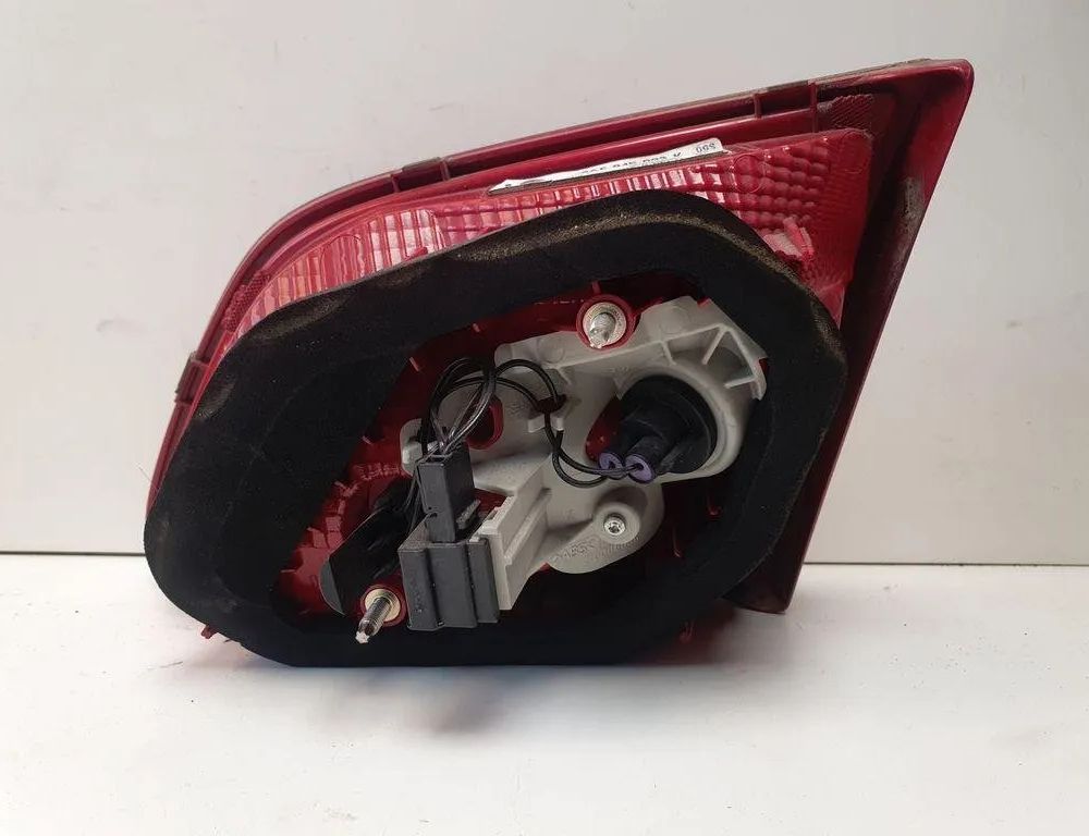VOLKSWAGEN Passat B6 (2005-2010) Left Side Tailgate Taillight 3AE945093K 31238250