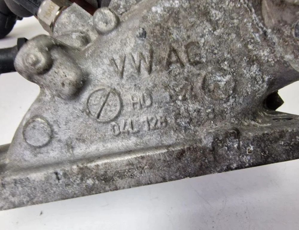 VOLKSWAGEN Golf 8 generation (2019-2023) Gaisa ieplūdes caurule 04L128637B 31238525