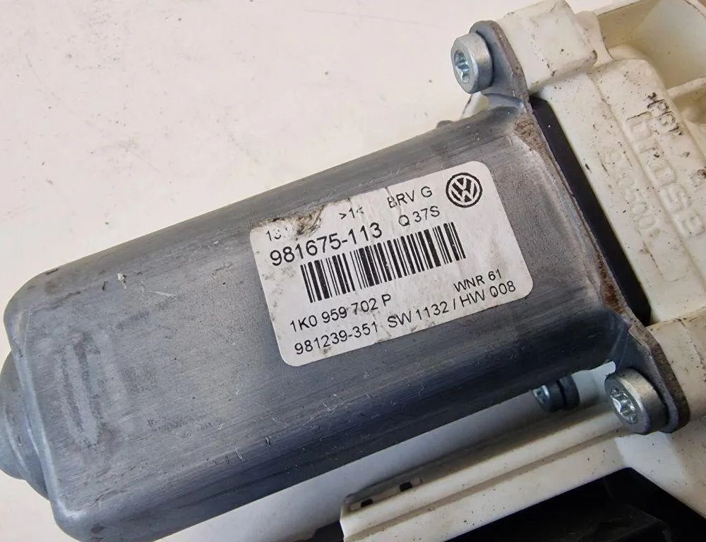 VOLKSWAGEN Passat B7 (2010-2015) Front Left Door Window Regulator Motor 1K0959792L,1K0959702P 31239656