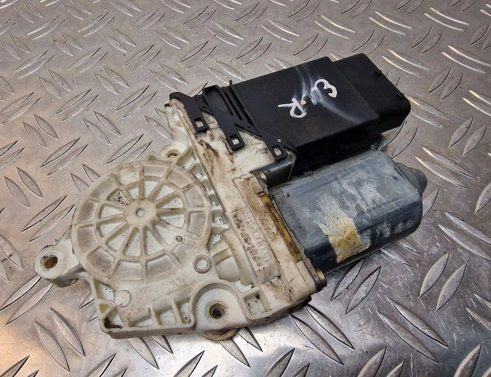 VOLKSWAGEN Golf 7 generation (2012-2024) Front Left Door Window Regulator Motor 1J2959801D,9776101430202 31241511