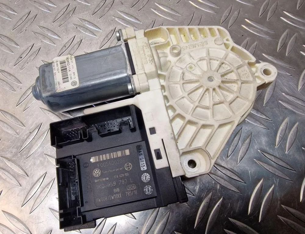 VOLKSWAGEN Passat B7 (2010-2015) Front Left Door Window Regulator Motor 1K0959792L,1K0959702P 31242566