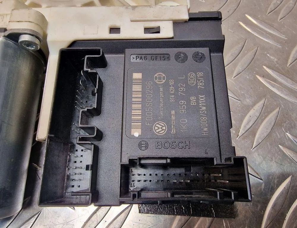 VOLKSWAGEN Passat B7 (2010-2015) Front Left Door Window Regulator Motor 1K0959792L,1K0959702P 31242566