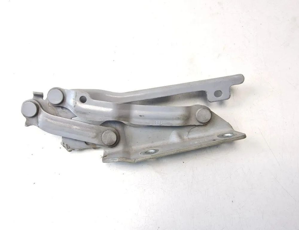 VOLKSWAGEN Variant VII TDI (2014-2024) Петля капота передняя левая 1KM823302 31242745