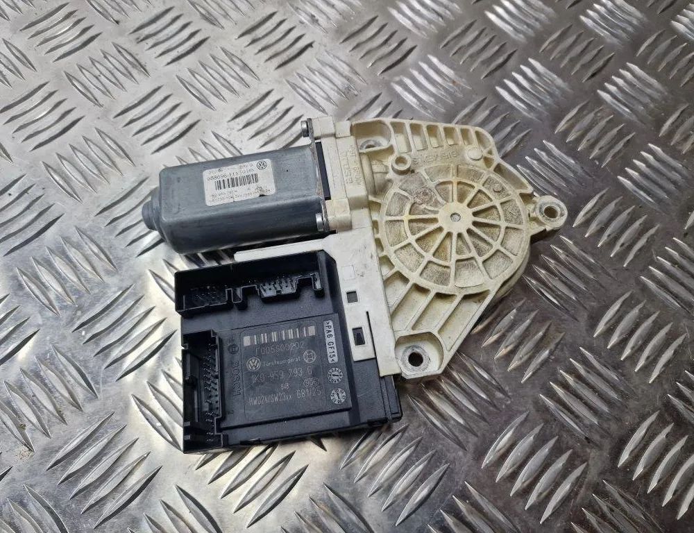 VOLKSWAGEN Passat B7 (2010-2015) Front Left Door Window Regulator Motor 1K0959793G 31245249