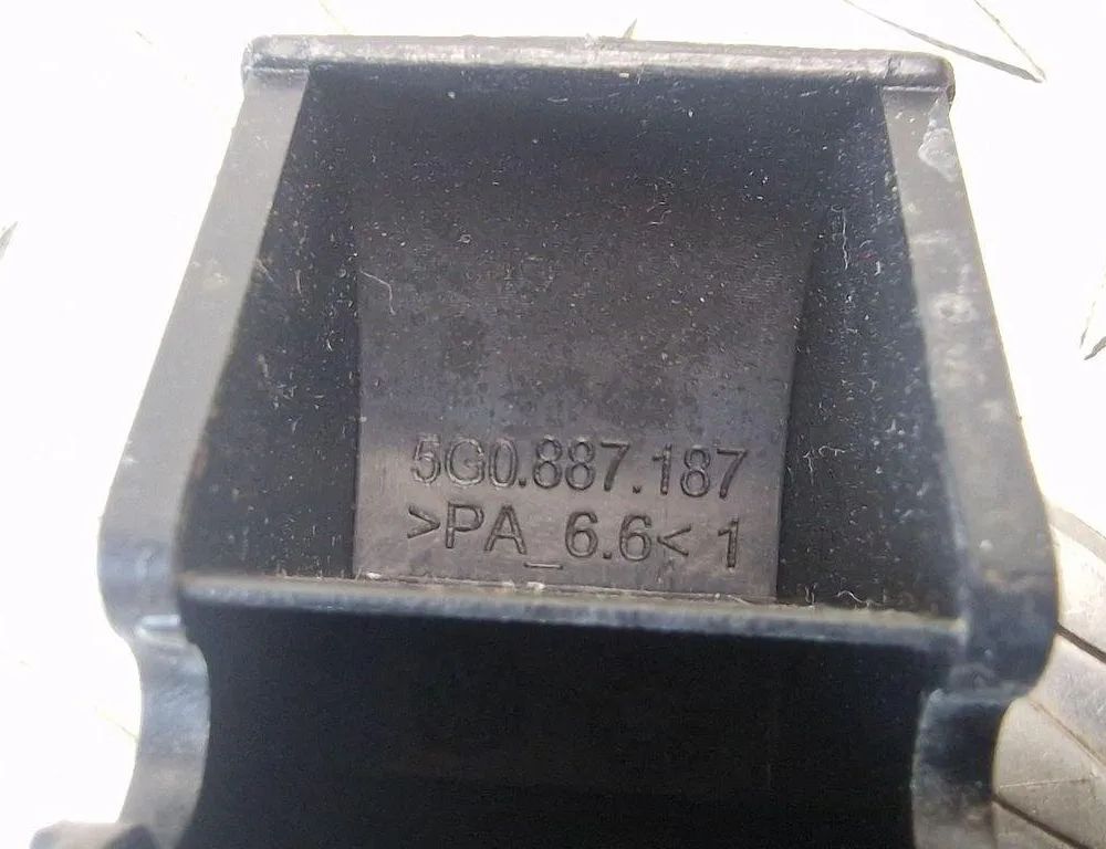 VOLKSWAGEN Variant VII TDI (2014-2024) Other Interior Parts 5G0887187 31247482