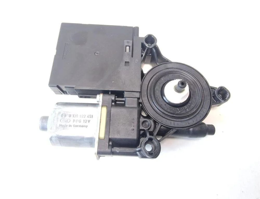 VOLKSWAGEN Passat B6 (2005-2010) Маторчик стеклоподъемника передней левой двери 3C0959793C 31249506