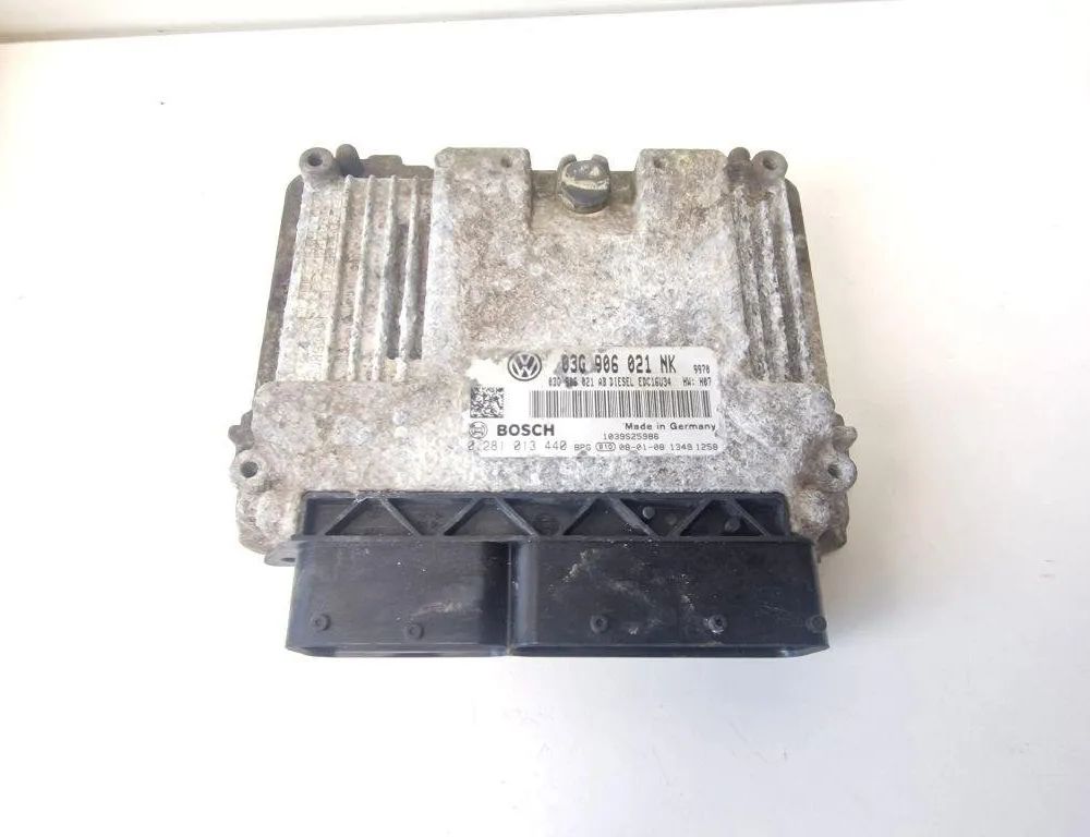 VOLKSWAGEN Passat B7 (2010-2015) Motora vadības bloks 0281013440,03G906021NK 31253983