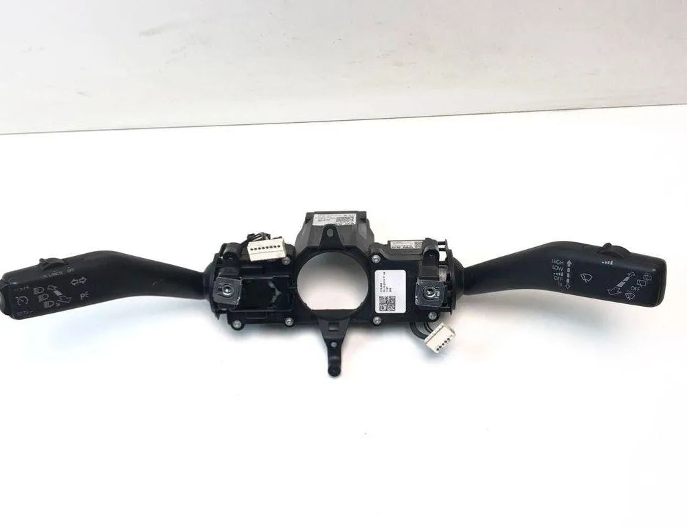 SKODA Superb 2 generation (2008-2015) Pastāvīga ātruma (autopilota / kruīza kontroles) poga 5K0953521DD 31270599