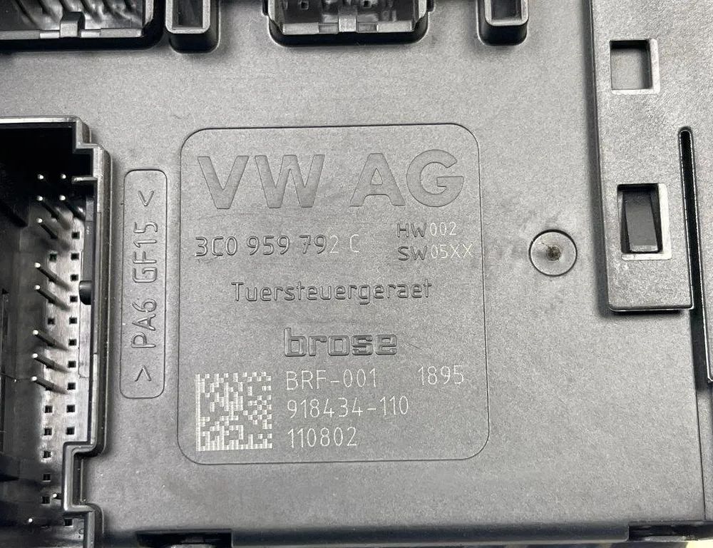 VOLKSWAGEN Passat B7 (2010-2015) Front Left Door Window Regulator Motor 3AA959702A 31270641