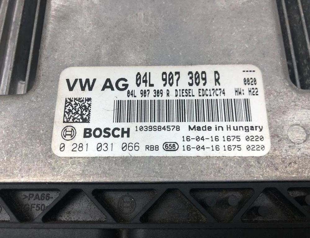 VOLKSWAGEN Passat B6 (2005-2010) Engine Control Unit ECU 04L907309R 31270825
