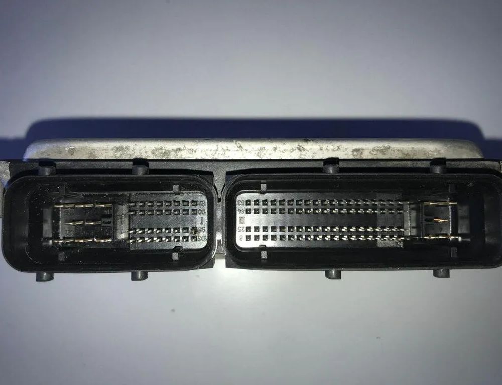 VOLKSWAGEN Golf 6 generation (2008-2015) Engine Control Unit ECU EDC15P,038906019DD 31272053