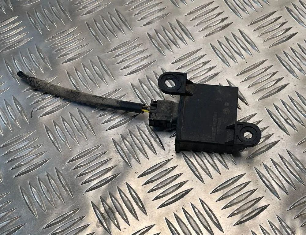 VOLKSWAGEN Touareg 2 generation (2010-2018) Tyre Pressure Sensor 7PP907283 31274167