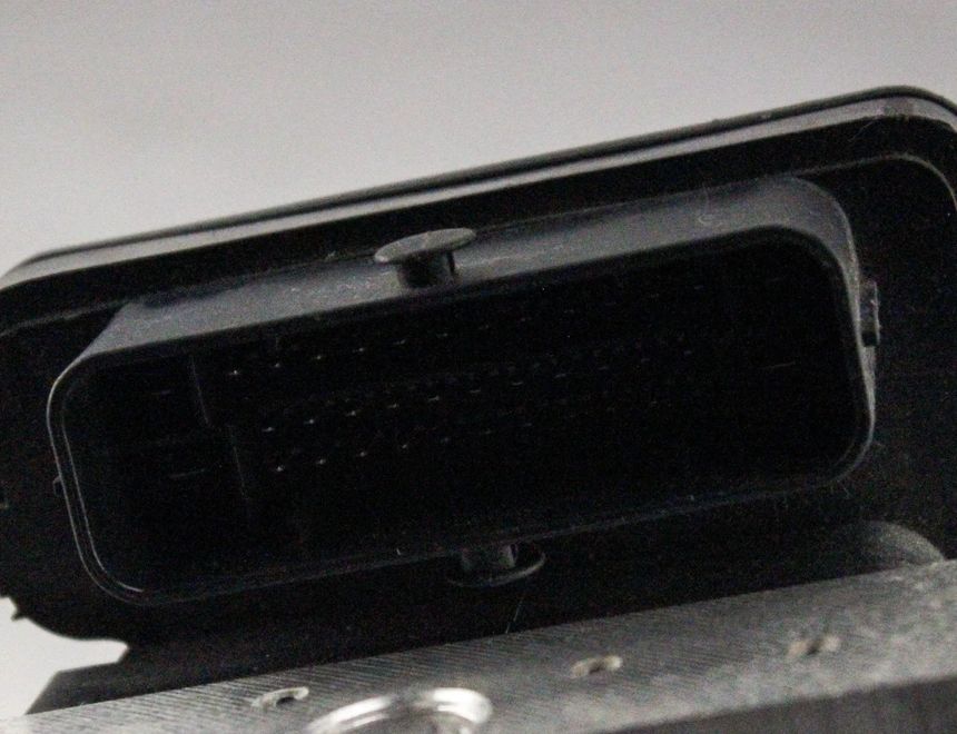 NISSAN X-Trail T32 (2013-2022) ABS Bloks 476604CC0A 21359353