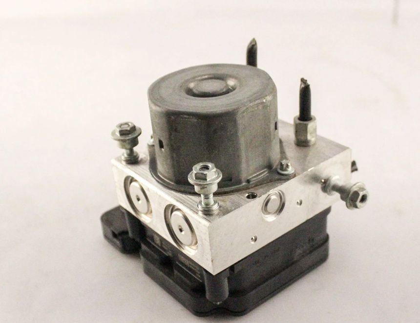 NISSAN X-Trail T32 (2013-2022) ABS Bloks 476604CC0A 21359353