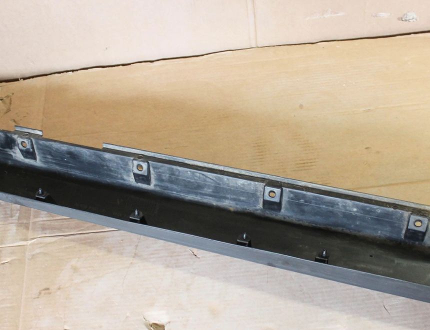 NISSAN X-Trail T32 (2013-2022) Labās puses dekoratīvā plastmasas sliekšņu uzlika 768514CE0A 21392476